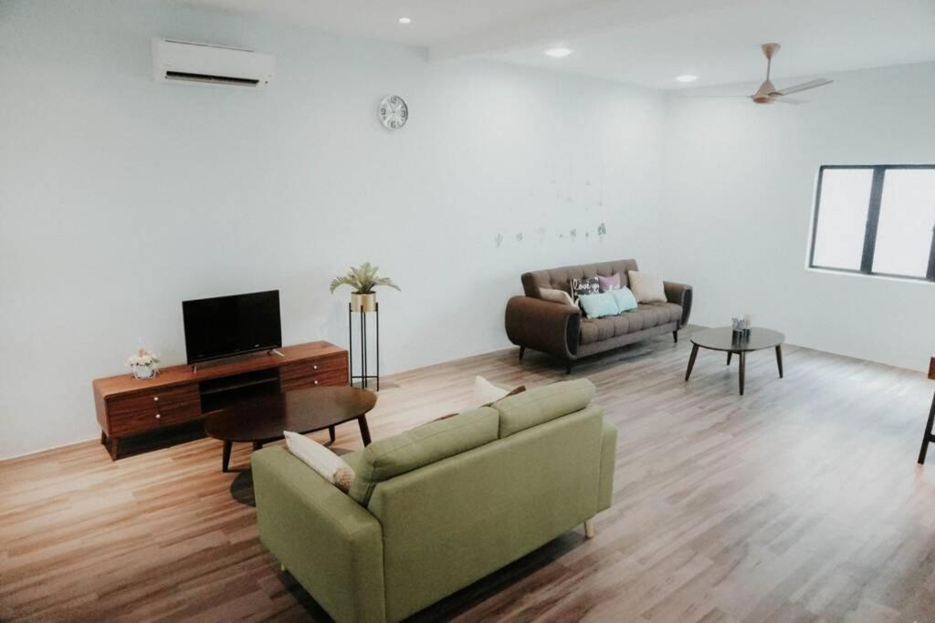 Exclusive Double Storey Homestay Kuantan Bagian luar foto