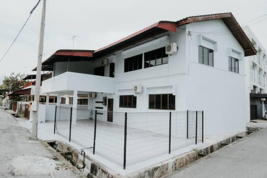 Exclusive Double Storey Homestay Kuantan Bagian luar foto